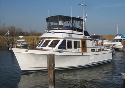 40' Ocean Alexander Double Cabin 1983