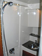 Head shower & sink
