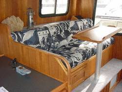 Pilot house settee w/ cocktail table