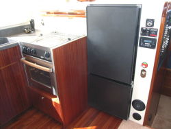 Upright fridge & freezer, propane stove